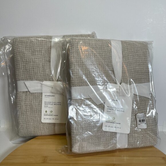 Pottery Barn Belgian Flax Linen WAFFLE WEAVE Standard Pillow Shams Set of 2 - Picture 1 of 4